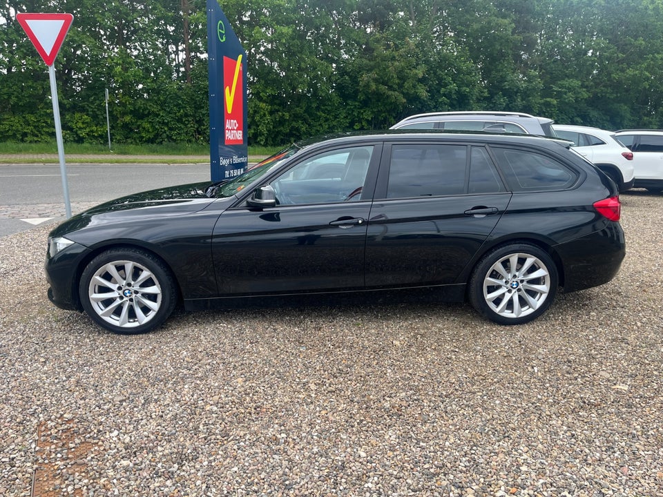 BMW 320d 2,0 Touring Advantage aut. 5d