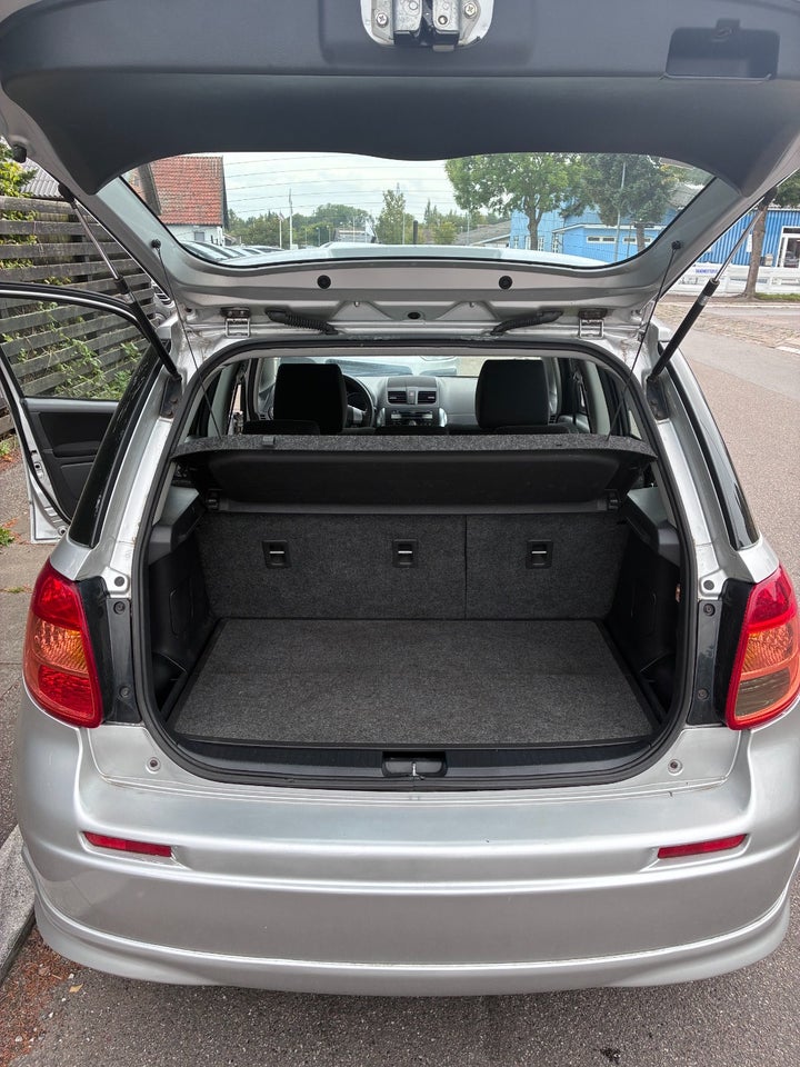 Suzuki SX4 1,6 CombiBack GL 5d