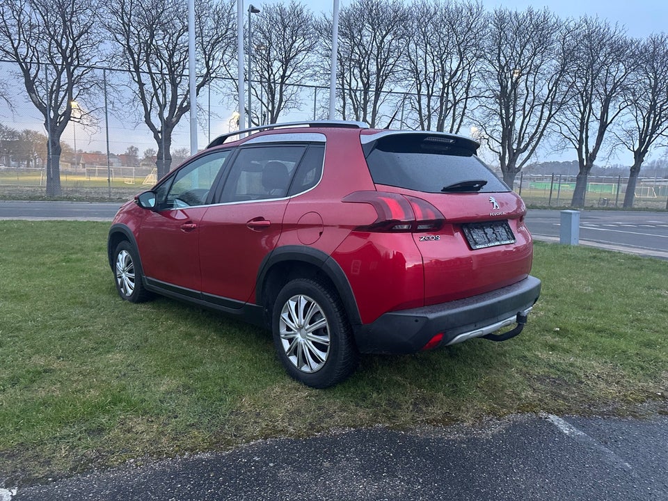 Peugeot 2008 1,6 BlueHDi 100 Allure 5d