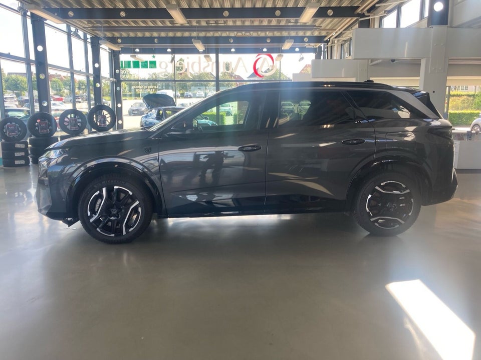 Peugeot e-5008 77 GT 7prs 5d