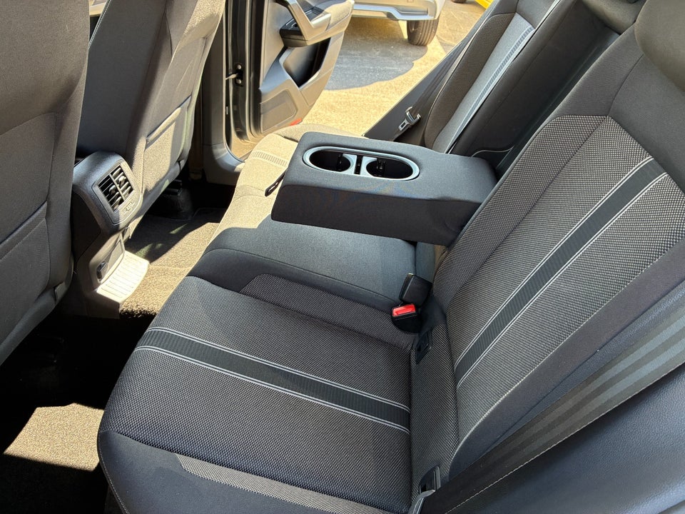 VW T-Roc 1,0 TSi 115 Style 5d