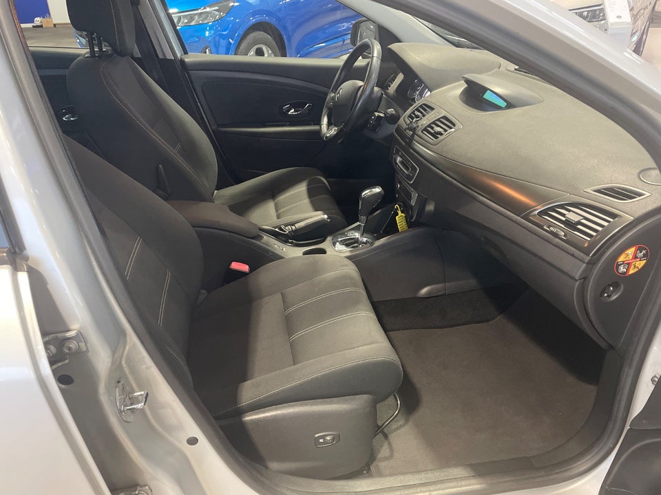 Renault Megane III 1,5 dCi 110 Expression Sport Tourer aut. 5d