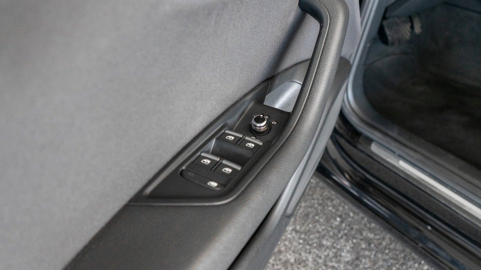 Audi A4 2,0 TFSi 190 Sport S-tr. 4d