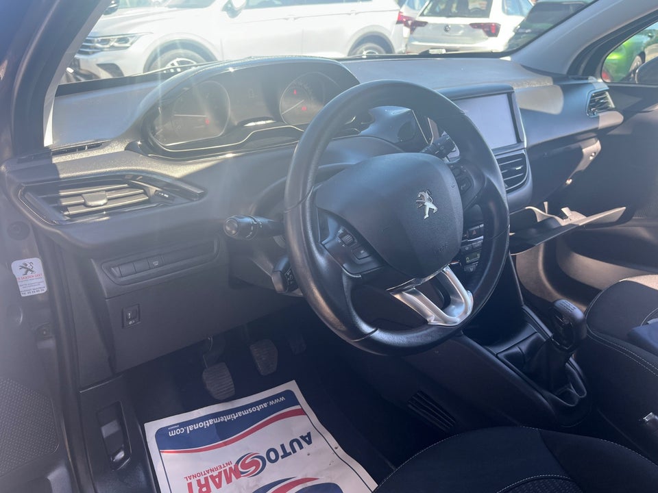 Peugeot 208 1,6 BlueHDi 100 Active 5d