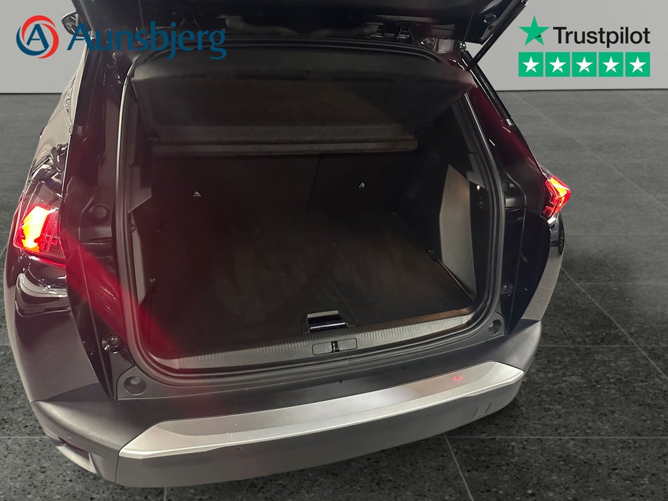 Peugeot e-2008 50 GT 5d