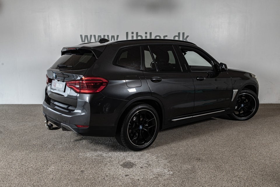 BMW iX3 Charged Impressive 5d