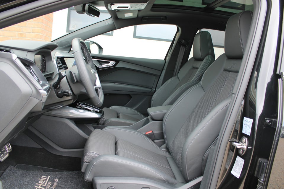Audi Q4 e-tron 45 S-line 5d