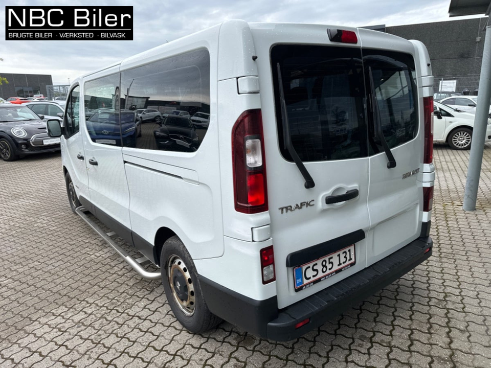 Renault Trafic T29 1,6 dCi 125 L2H1 Grand Passenger