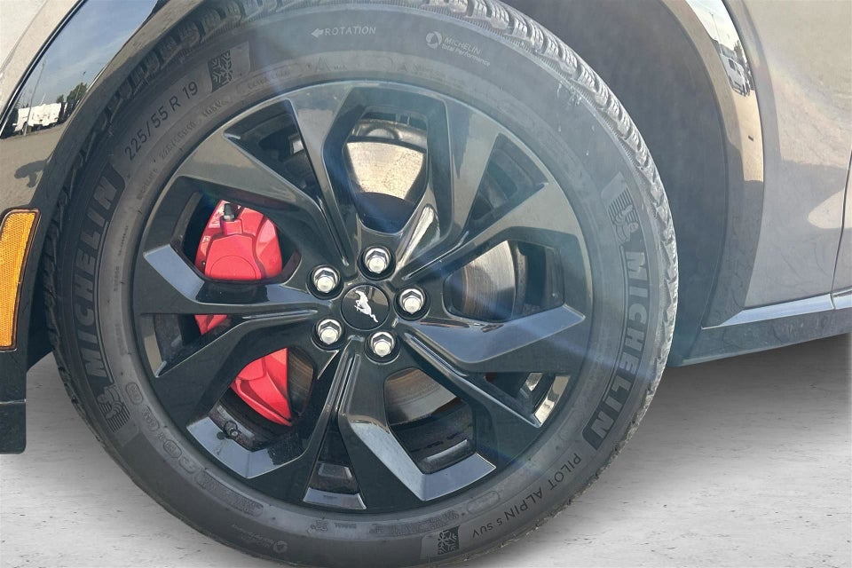 Ford Mustang Mach-E 73 Premium Standard Range AWD 5d