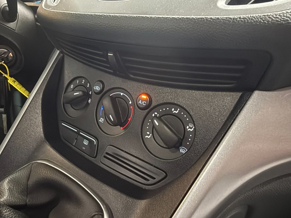 Ford C-MAX 1,6 TDCi 115 Titanium 5d