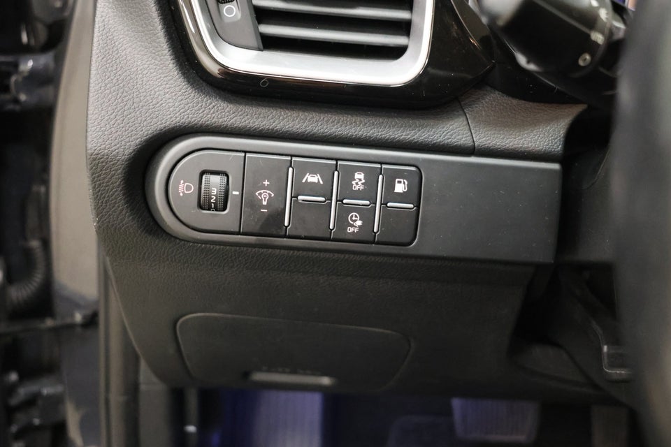 Kia Ceed 1,6 PHEV Prestige SW DCT 5d