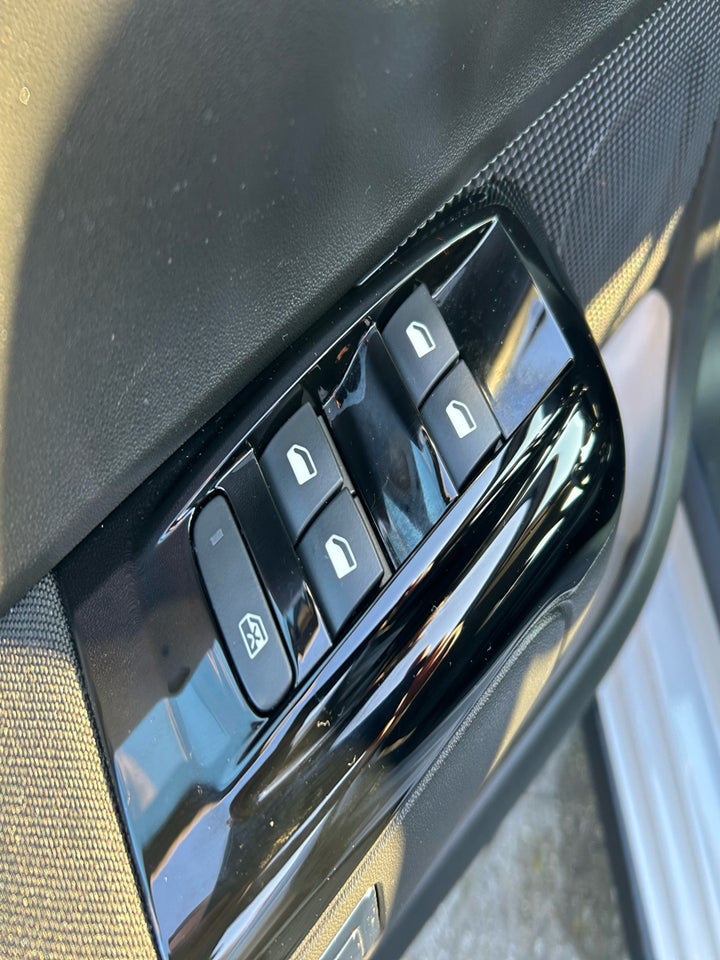 Citroën C3 1,2 PureTech 83 Shine 5d