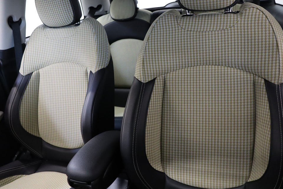 MINI Cooper SE Maximise 3d