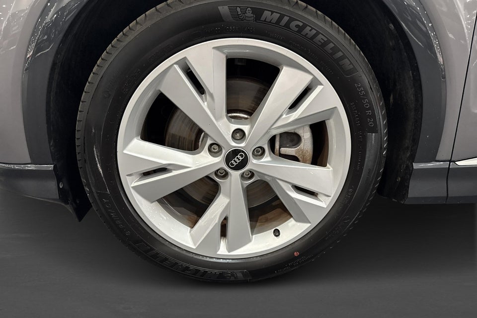 Audi Q4 e-tron 40 Attitude S-line 5d