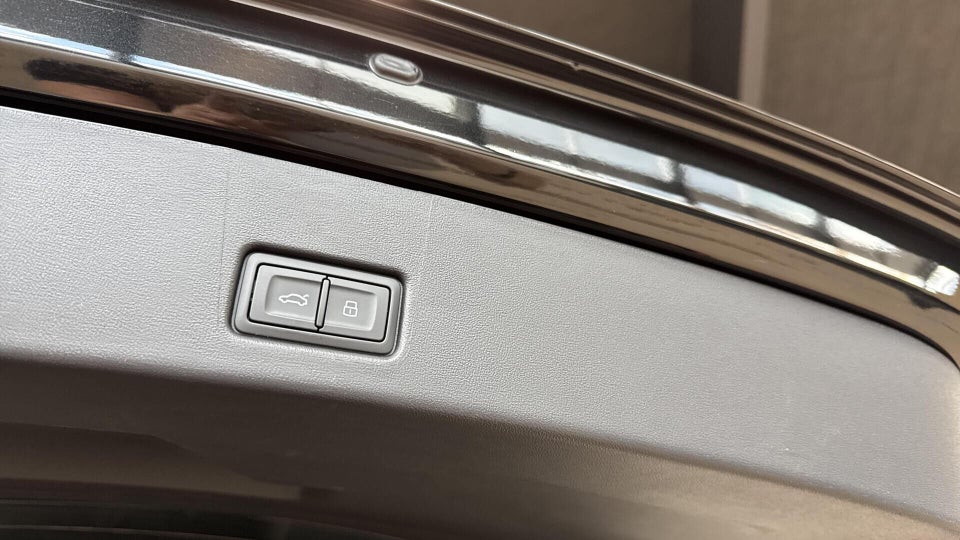 Audi Q4 e-tron 45 S-line Sportback 5d