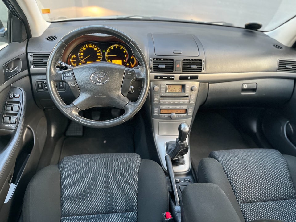 Toyota Avensis 1,8 VVT-i Sol 4d