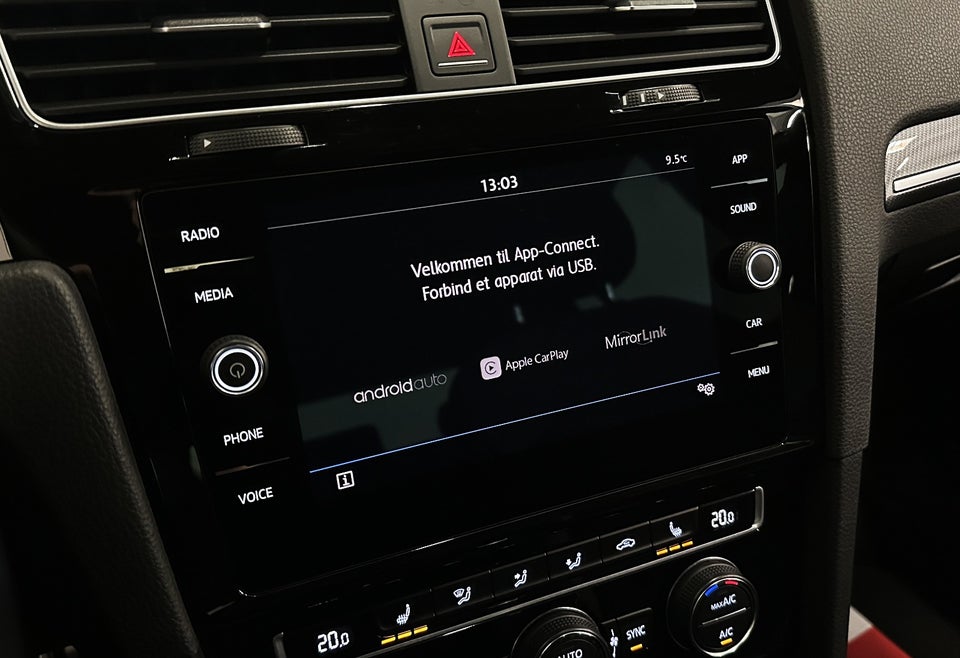 VW Golf VII 1,5 TSi 150 R-line DSG 5d