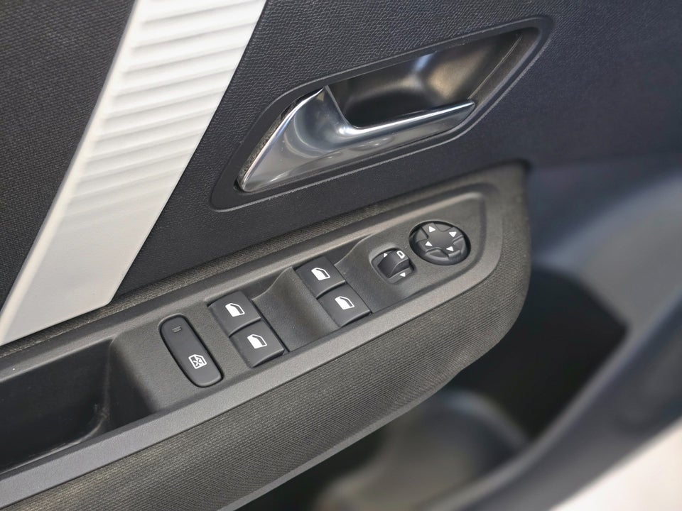 Citroën C4 1,2 PureTech 130 Feel EAT8 5d
