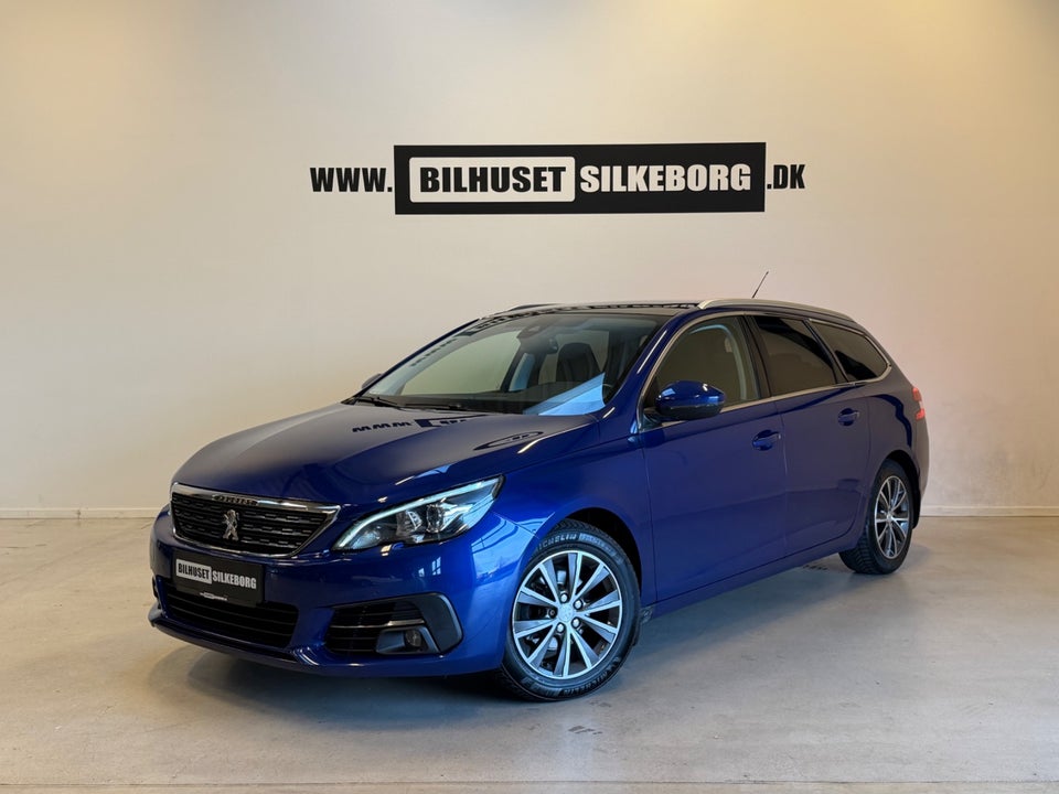 Peugeot 308 1,2 PureTech 130 Selection Sky SW EAT8 5d