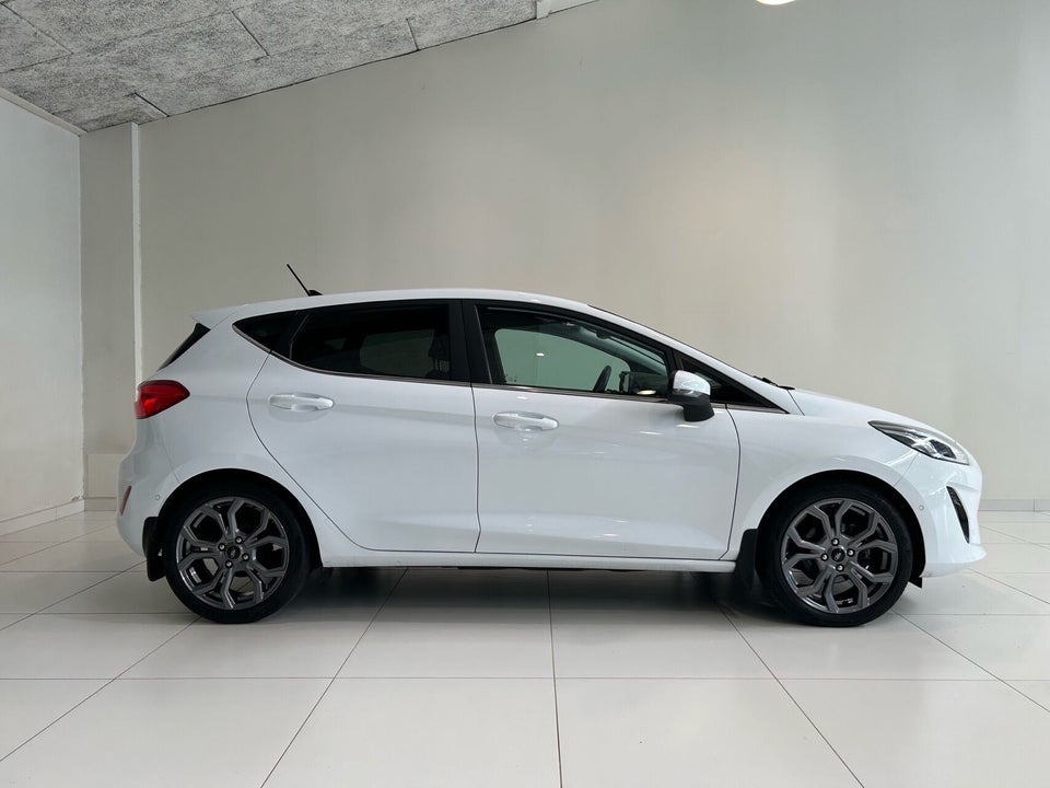 Ford Fiesta 1,0 EcoBoost mHEV Titanium 5d