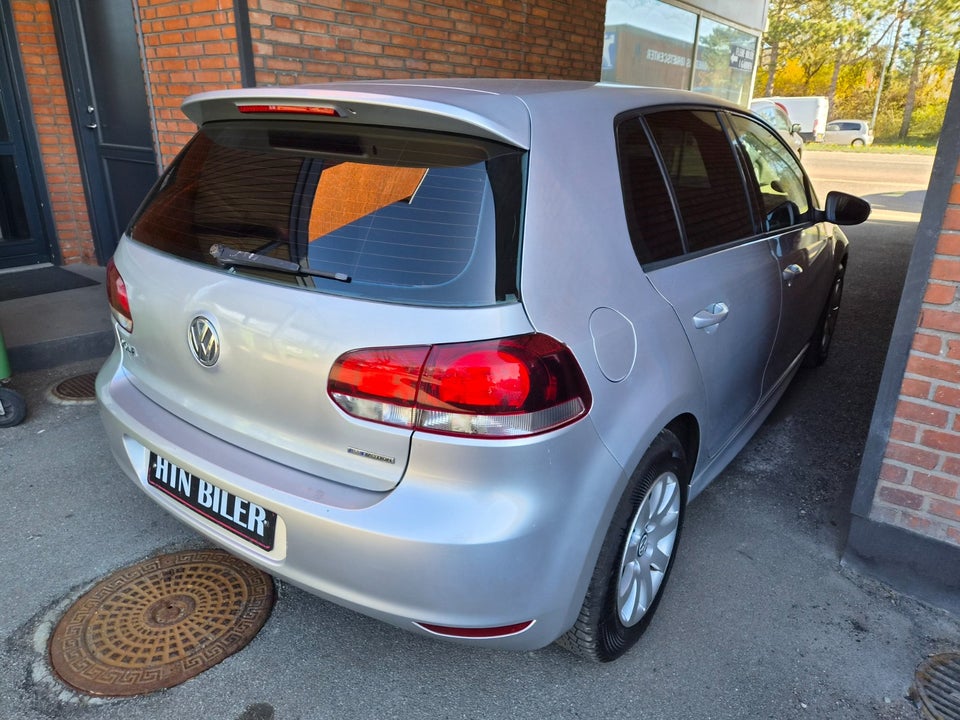 VW Golf VI 1,6 TDi 105 BlueMotion 5d