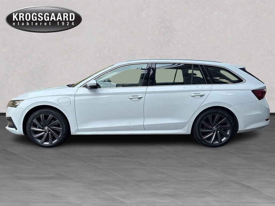 Skoda Octavia 1,4 TSi iV Plus Combi DSG 5d