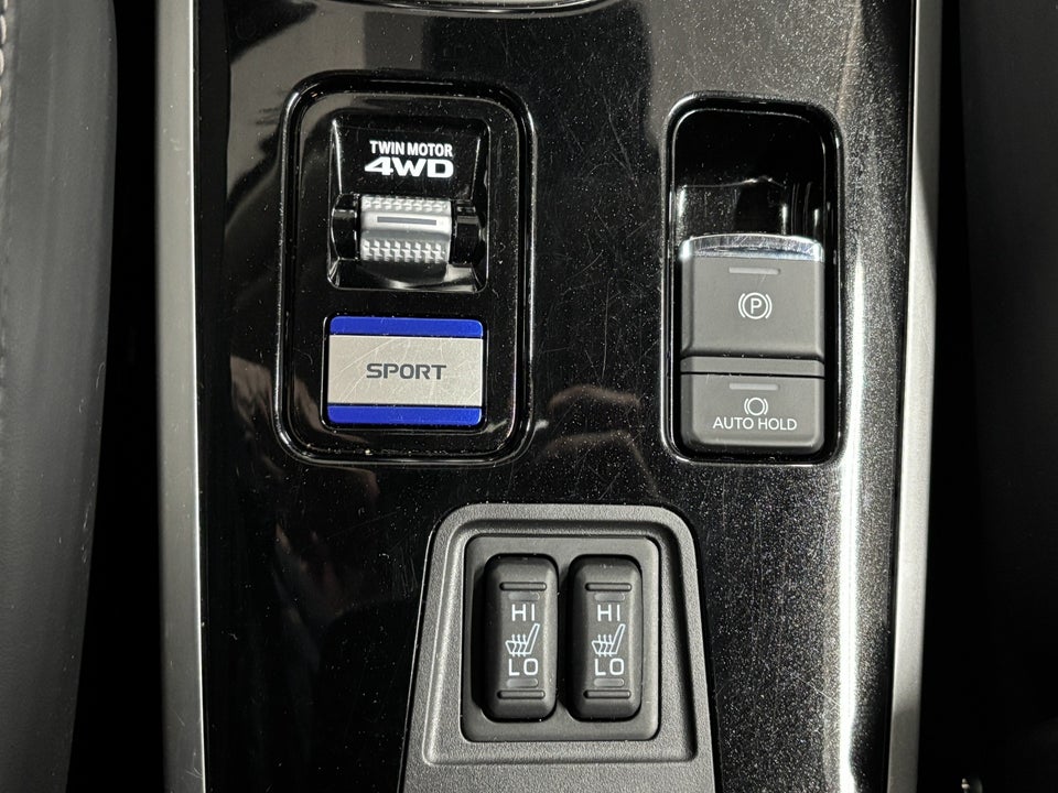 Mitsubishi Outlander 2,4 PHEV Intense CVT 4WD 5d