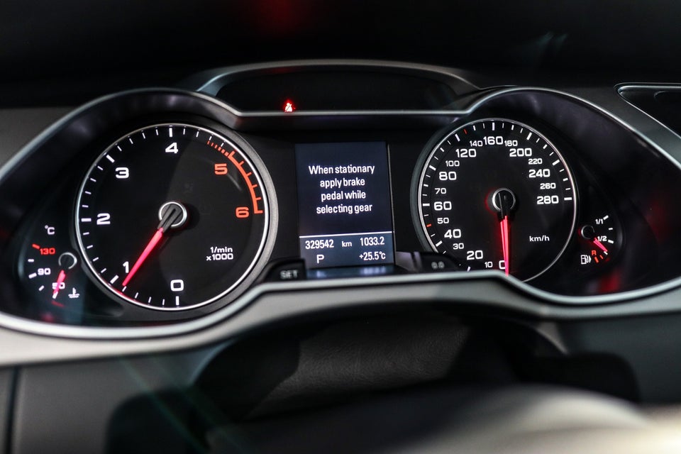Audi A4 2,0 TDi 143 Avant Multitr. 5d