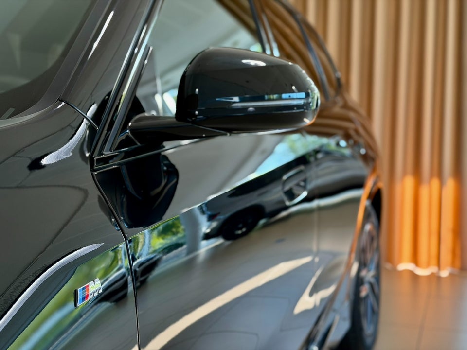 BMW iX1 xDrive30 M-Sport 5d