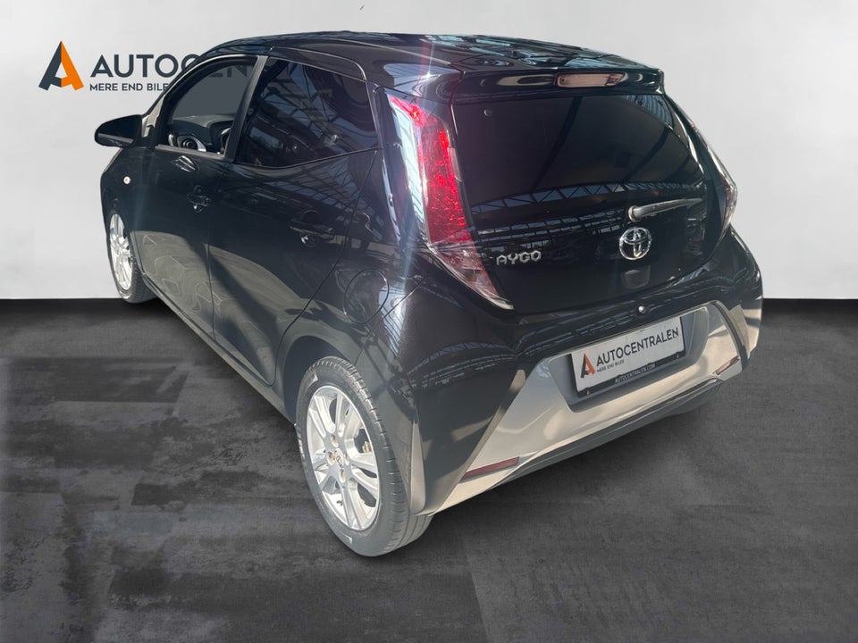 Toyota Aygo 1,0 VVT-i x-cellence 5d