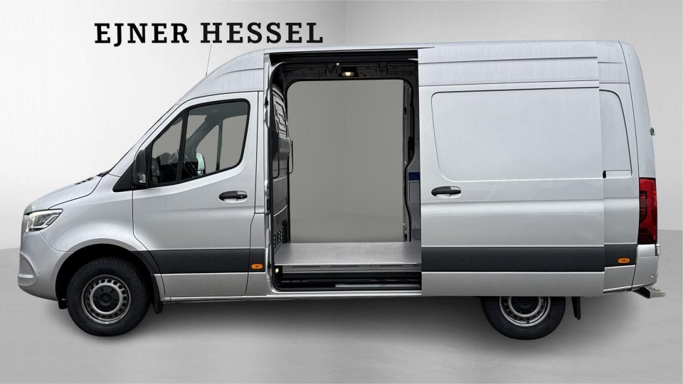 Mercedes Sprinter 319 2,0 CDi A2 Kassevogn aut. RWD