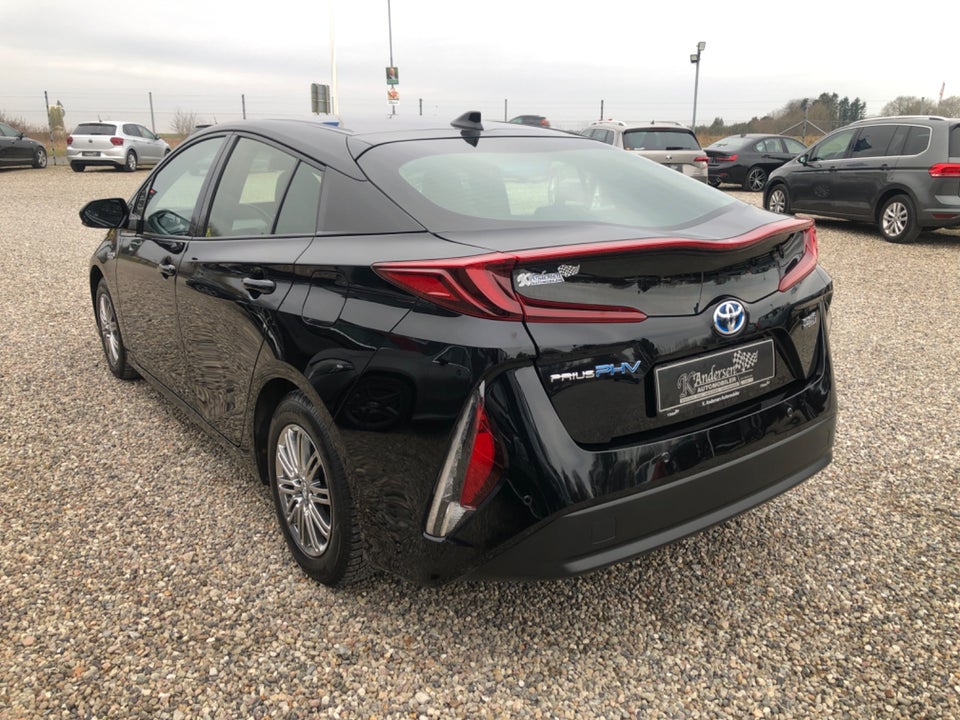 Toyota Prius 1,8 Plug-in Hybrid H3 Smart MDS 5d