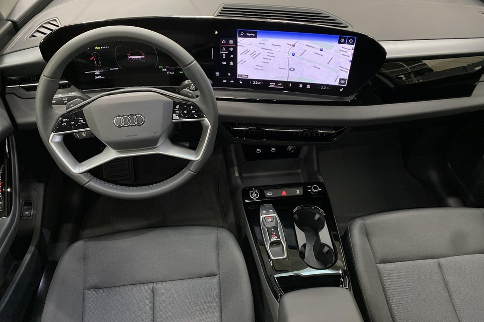 Audi Q6 e-tron Progress performance 5d