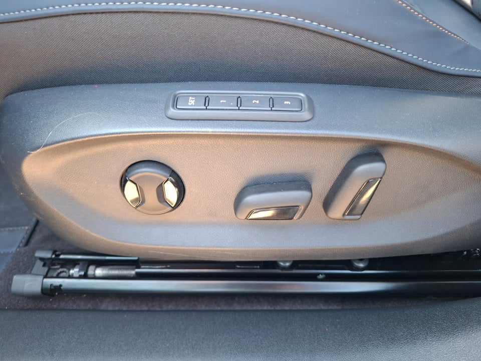 Cupra Tavascan 77 VZ Adrenaline 5d