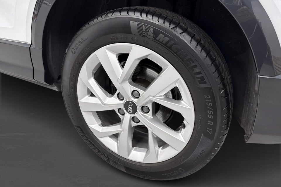 Audi Q2 35 TFSi Prestige S-tr. 5d