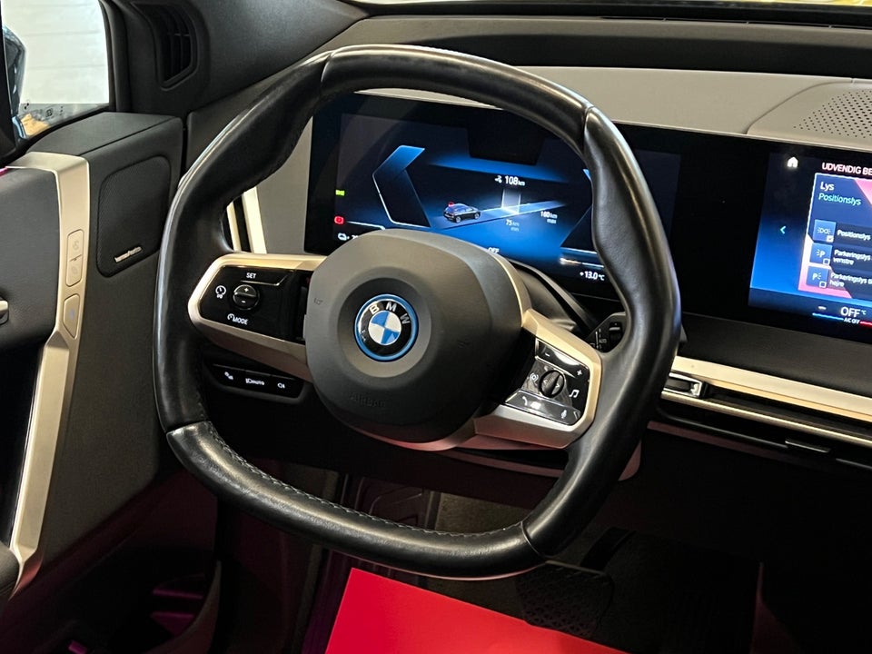 BMW iX xDrive50 Fully Charged 5d