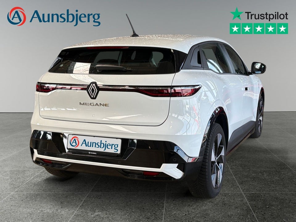 Renault Megane E-Tech 40 Equilibre 5d