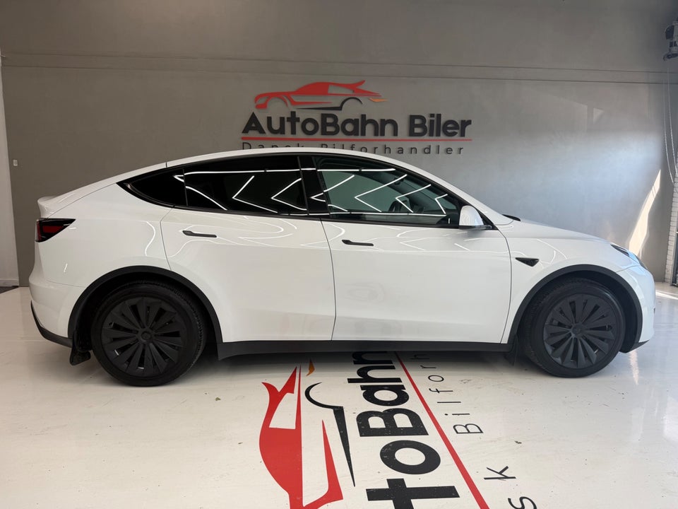 Tesla Model Y RWD 5d