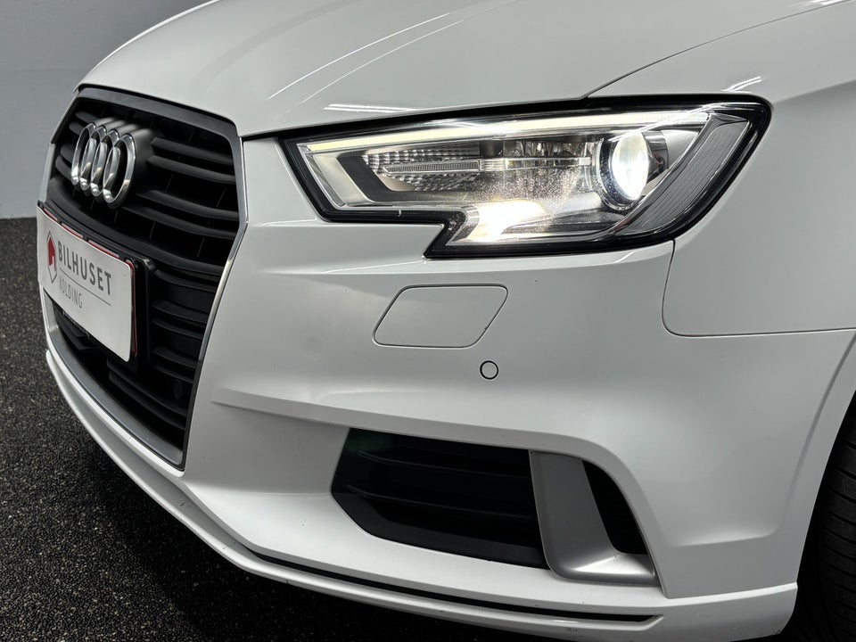 Audi A3 35 TFSi Sport Cabriolet S-tr. 2d