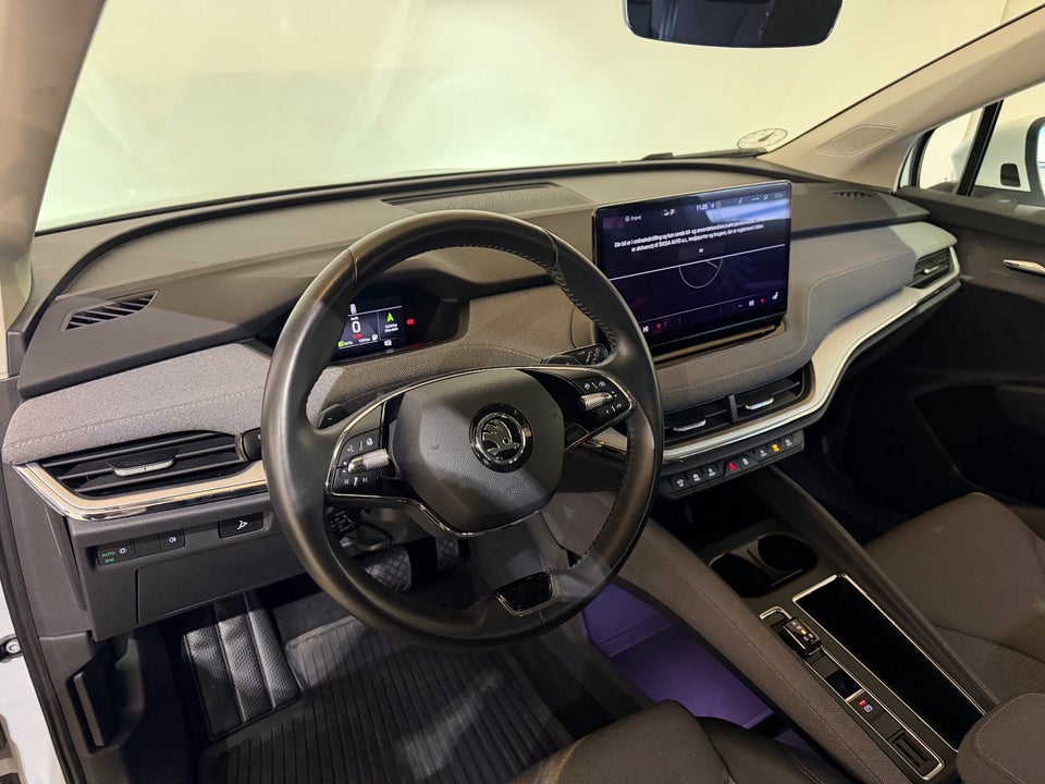 Skoda Enyaq 80 iV Plus Loft 5d
