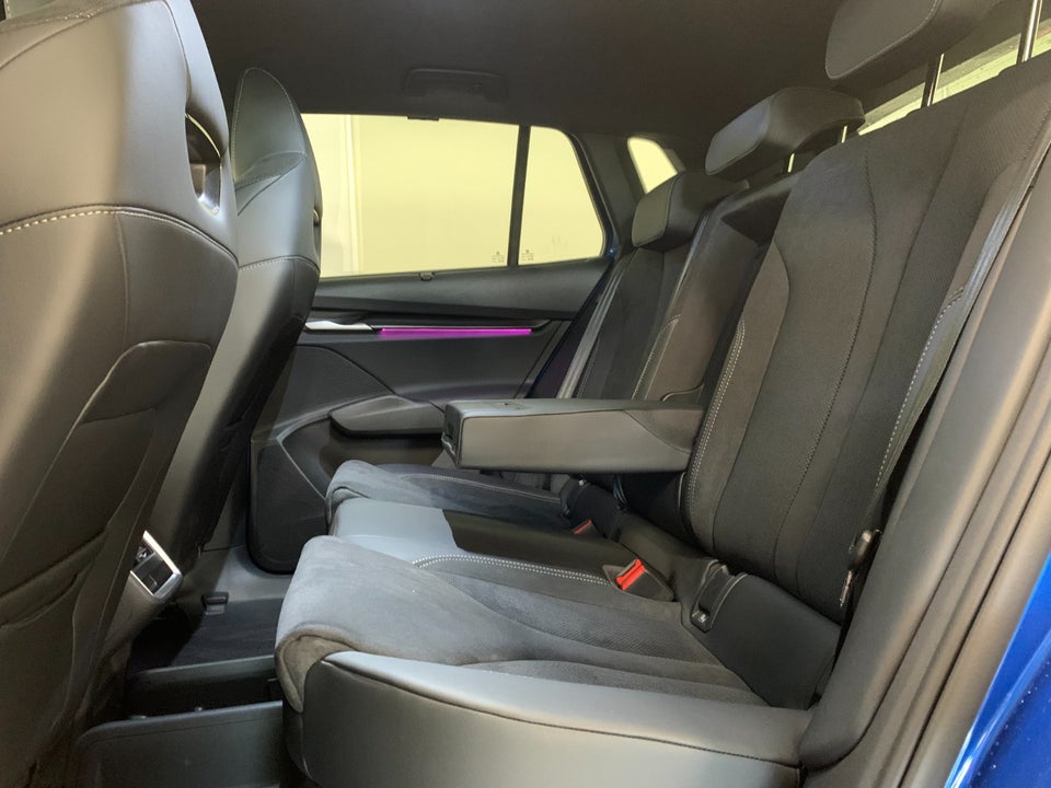 Skoda Elroq 85 iV Sportline 5d
