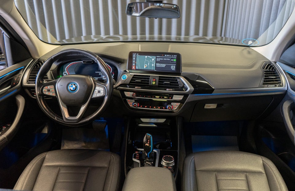 BMW iX3 Charged 5d