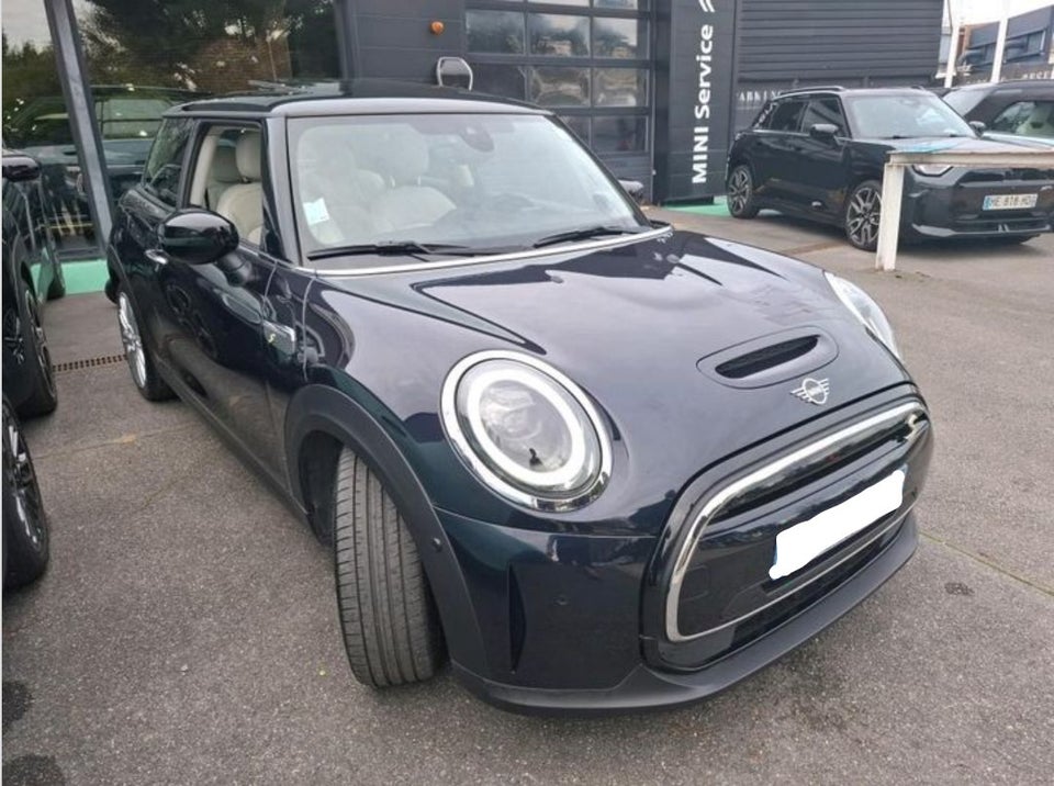 MINI Cooper SE Classic Trim 3d