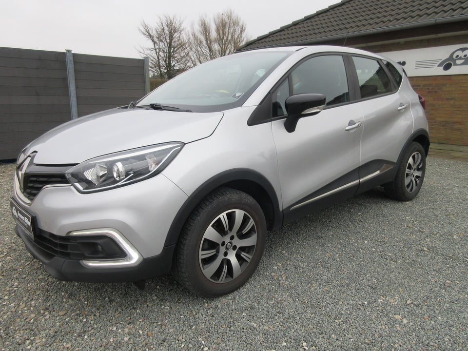 Renault Captur 1,2 TCe 120 Expression 5d