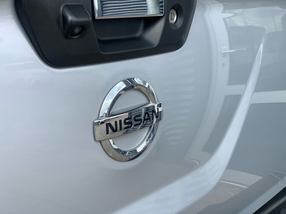 Nissan Navara 2,3 dCi 190 Db.Kab N-Connecta aut. 4d