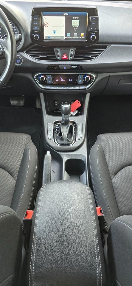 Hyundai i30 1,4 T-GDi Premium stc. DCT 5d