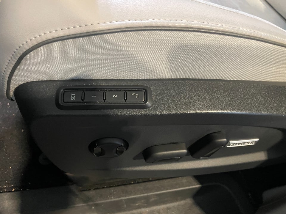 VW ID.Buzz 77 Pro SWB 5d