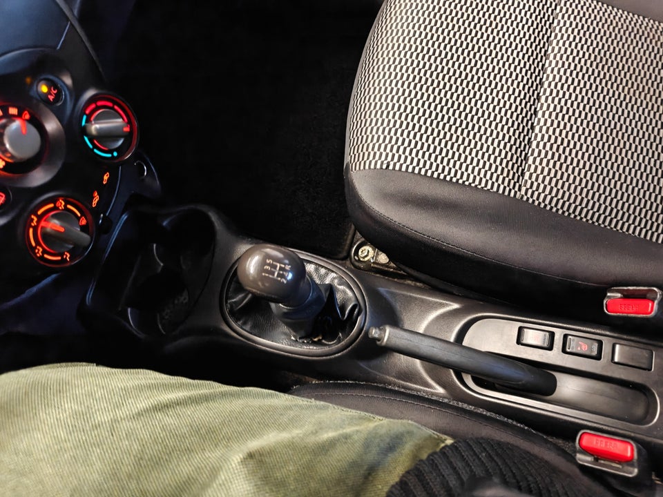 Nissan Micra 1,2 Visia 5d