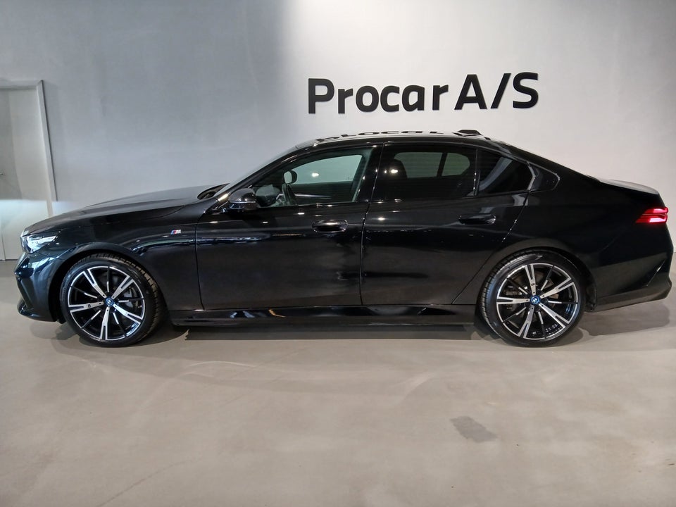 BMW i5 eDrive40 M-Sport 4d