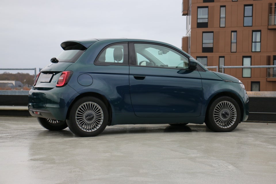 Fiat 500e 42 Icon 3d